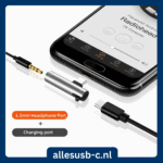 Zilveren USB-C adapter met 3.5mm koptelefoonaansluiting en USB-C oplaadpoort