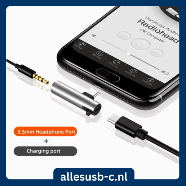 Zilveren USB-C adapter met 3.5mm koptelefoonaansluiting en USB-C oplaadpoort