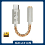 Zilveren USB-C DAC dongle met gemengde koper-zilveren kabel en Hi-Res Audio logo