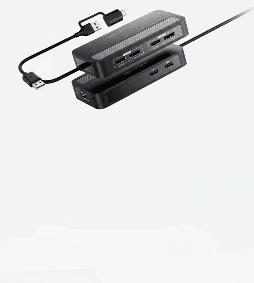 Zwarte PULWTOP 7-in-1 DisplayLink hub met dubbele HDMI en DisplayPort uitgangen en een hybride USB-C/USB-A kabel.
