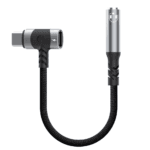 Studiofoto van de losse L-vormige adapter met gevlochten kabel op witte achtergrond
