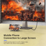 Smartphone aangesloten op een grote monitor via de kabel voor een intense game-ervaring