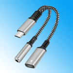 Zilverkleurige USB-C naar 3.5mm en oplaadkabel met versterkte uiteinden