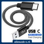 Hoofdafbeelding van de zwart gevlochten USB-A naar USB-C kabel met aluminium connectoren